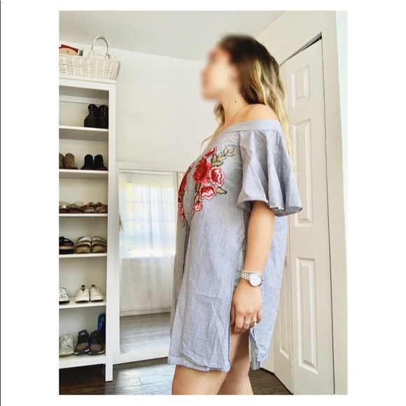 Flower 🌺 Top - Picture 2 of 4